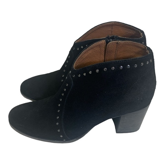 FRYE Women's Short Boots with Studded Detail Black Suede Short Booties Zipper - Picture 6 of 9
